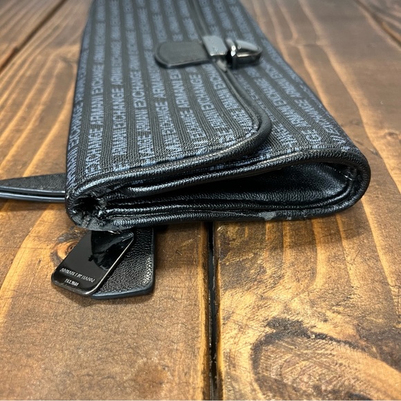 Armani Exchange Wallet - Picture 10 of 11